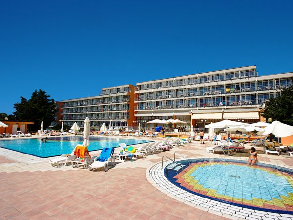 Arena Hotel Holiday