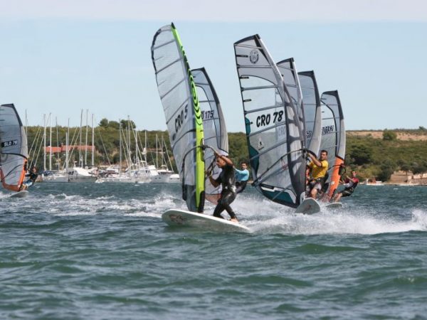 Windsurfing Pomer