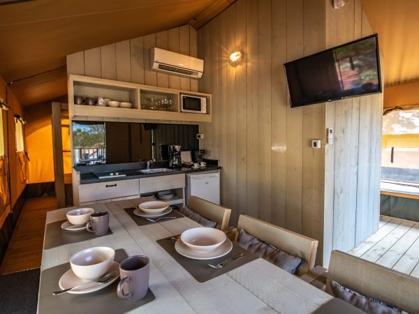 Arena One 99 Glamping