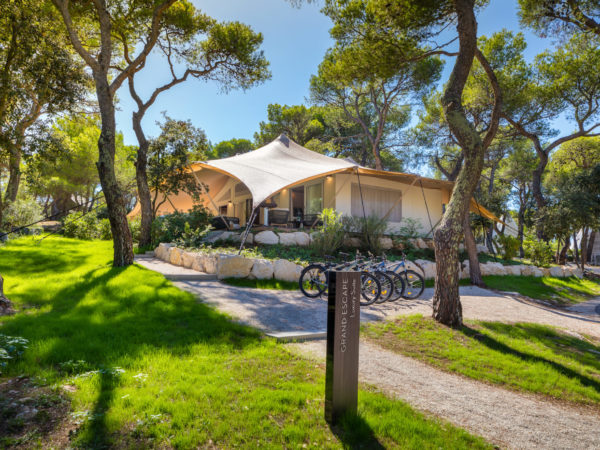 Arena One 99 Glamping