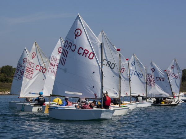 Clivo Sailing Club